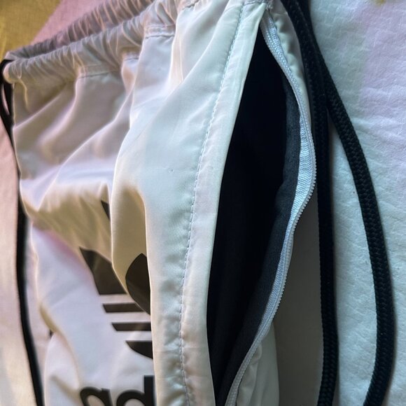 Adidas Originals Trefoil Drawstring Sackpack Black Gym Bag Unisex -AC096 - Picture 5 of 7